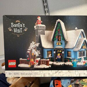 LEGO Icons: Santa's Visit (10293)